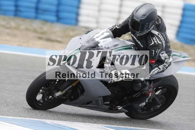 /02 28.-31.01.2025 Moto Center Thun Jerez/gruen-green/414